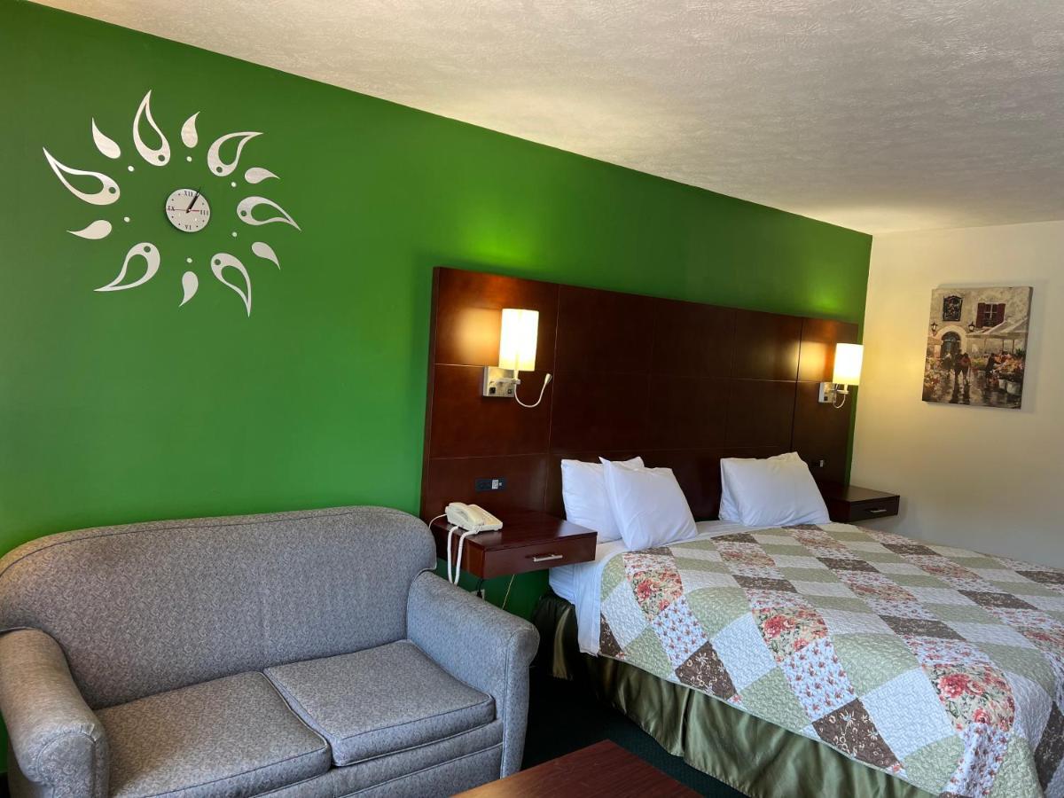 Surry Inn - Dobson Zewnętrze zdjęcie