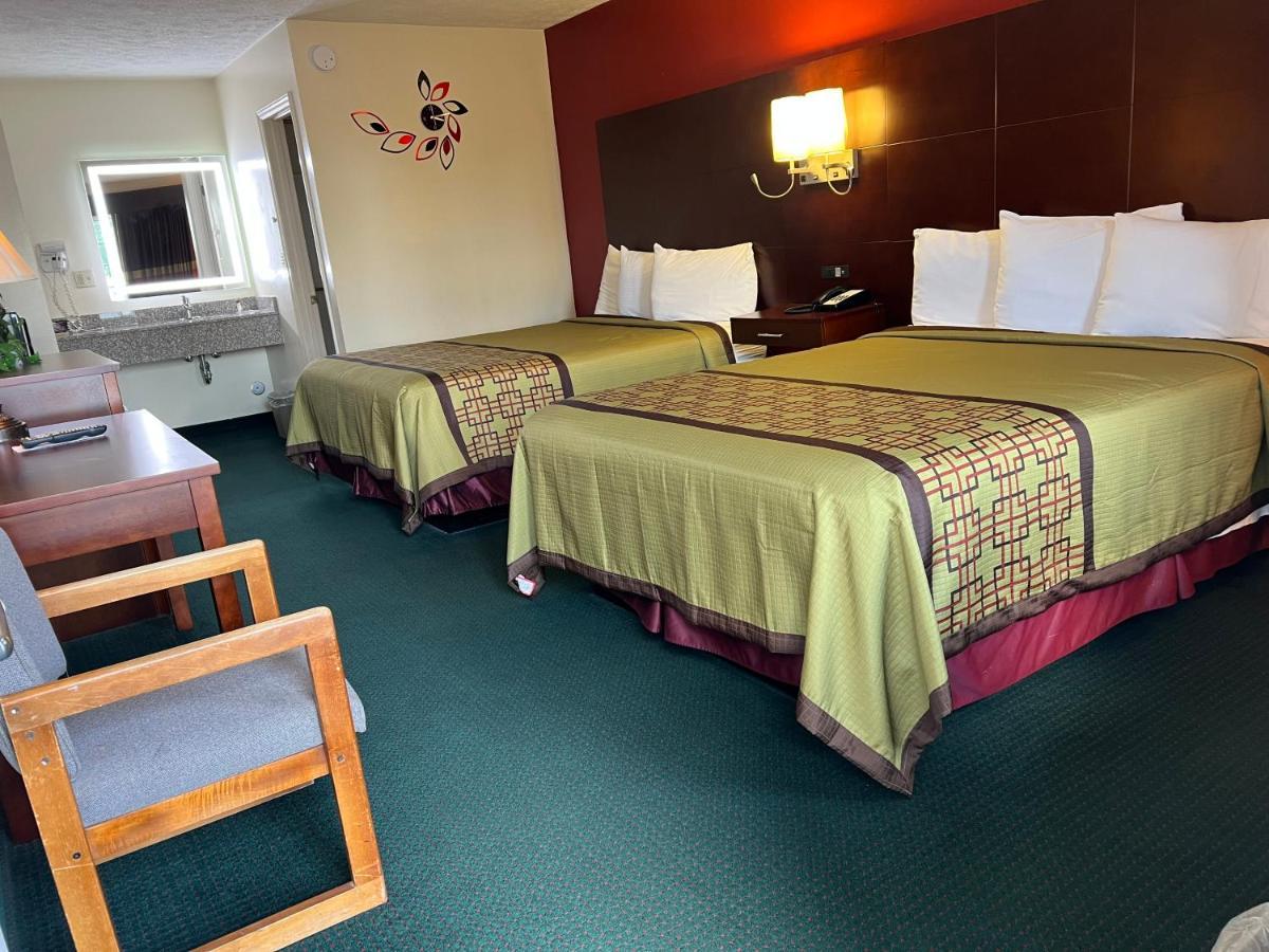 Surry Inn - Dobson Zewnętrze zdjęcie